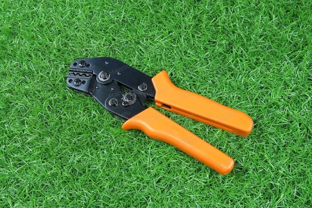 HCT-NIT-07525I Crimping Pliers For Non-Insulated Terminals 0.75-2.5mm2